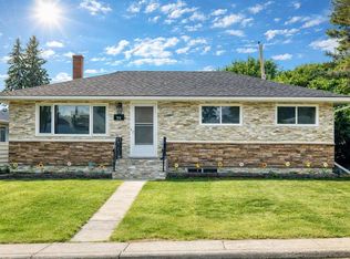 39 N Healy Dr SW, Calgary, AB T2V 2Z8