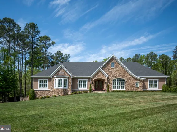 11515 Fawn Lake Pkwy, Spotsylvania, VA 22551