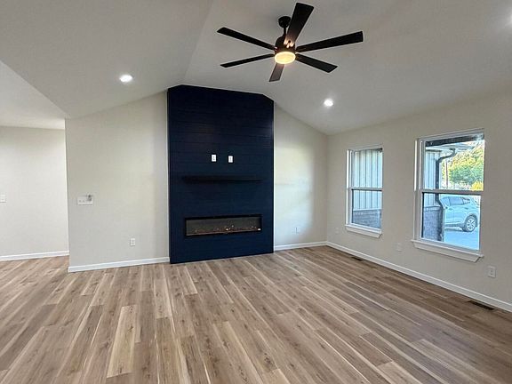5th image of 310 W Washington Street