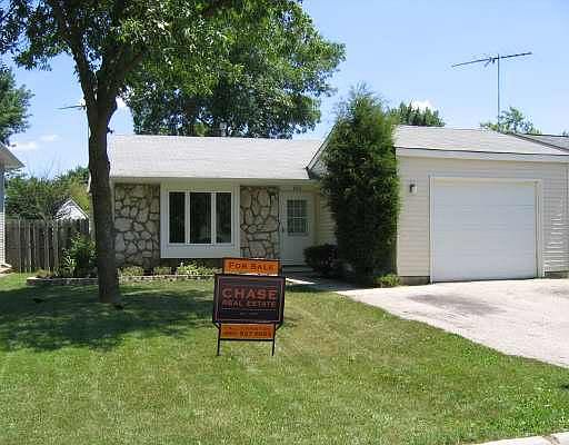 1st image of 932 N Mulford Ln