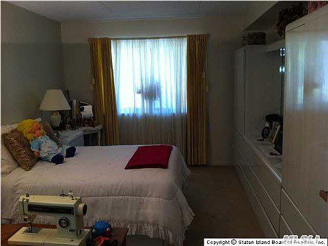 5th image of 15 Kathy Pl APT 1B
