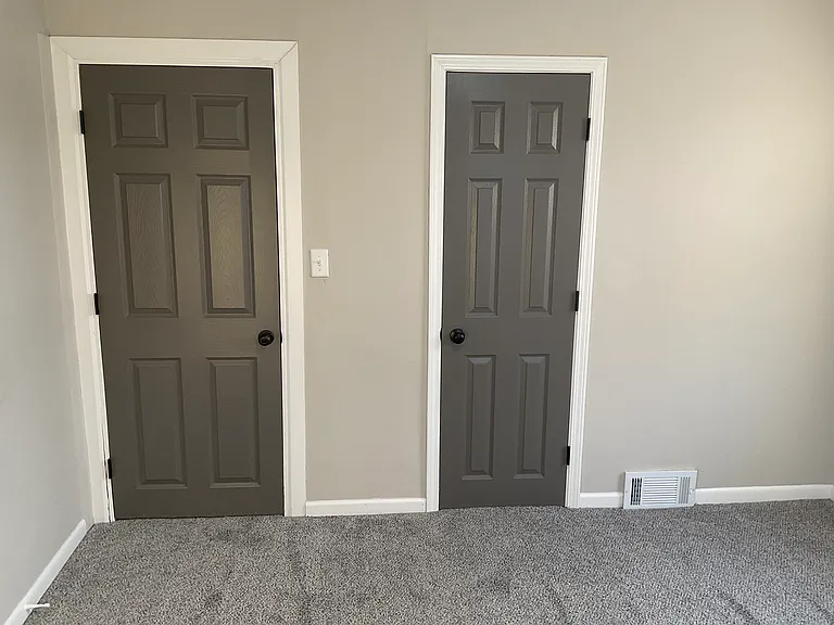 Bedroom 2 entry and walk in closet