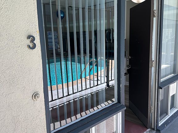 2nd image of 125 Ximeno Ave APT 3