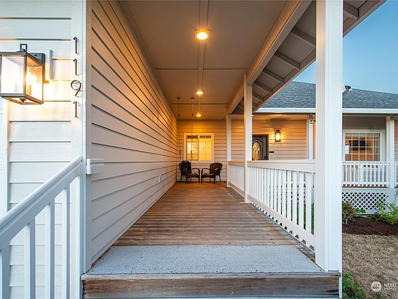 4th image of 1191 E Caples Court