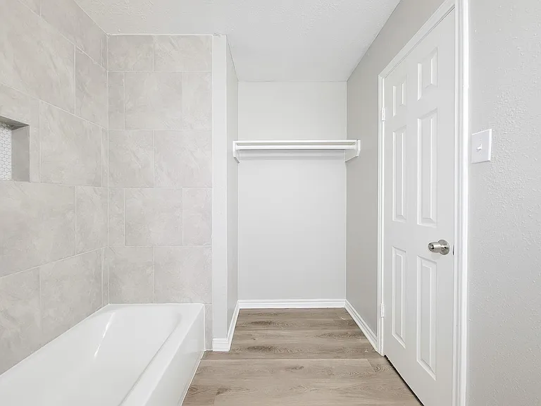 15814 Murrelet Ct — Photo 17