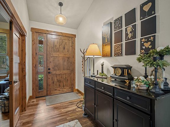 5th image of 16927 Covina Rd