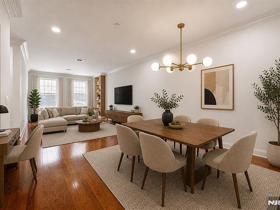 2nd image of 180 Edgewater Rd APT 1A
