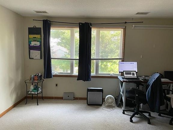 4th image of 61 Foncine Ln #61