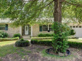220 James St, Hot Springs, AR 71901