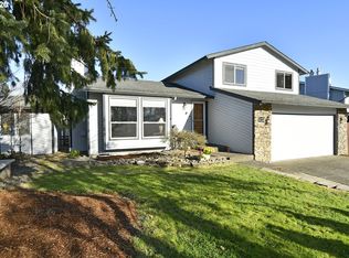 402 SW Birdsdale Dr, Gresham, OR 97080