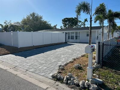 2180 Orchid St, Sarasota, FL, 34239