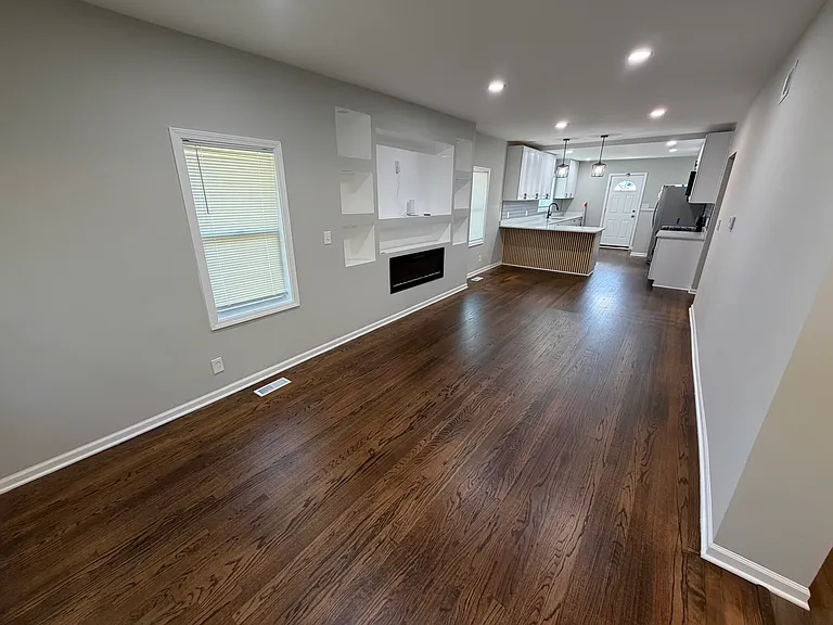 4182 Connecticut St — Photo 2