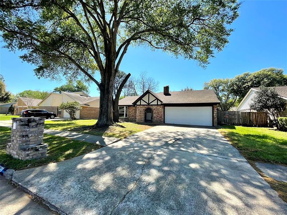 1st image of 15638 Boulder Oaks Dr