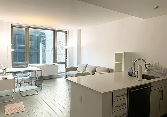 Rented by Dynamik Realty | media 22