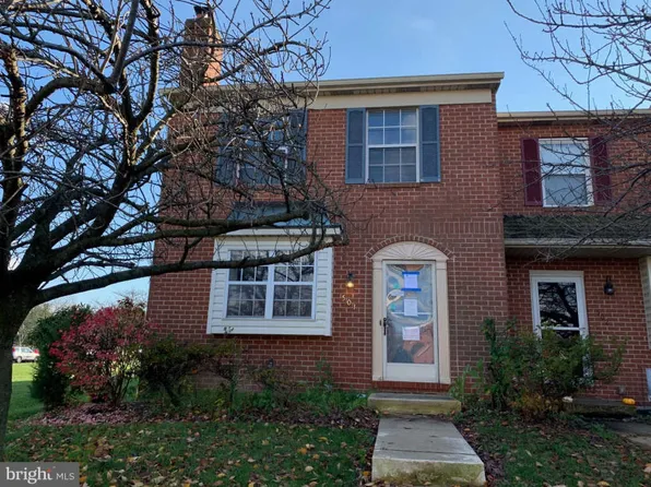 501 Village Green Dr, Gilbertsville, PA 19525