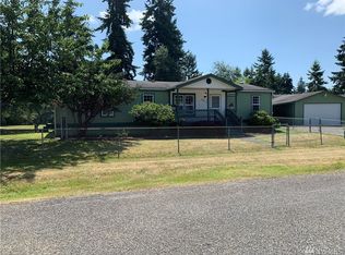 13113 Ridge Cir E, Bonney Lake, WA 98391