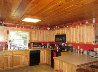 413 N Church Ave, West Jefferson, NC 28694