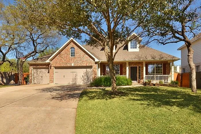 1302 Hunter Ace Way — Photo 2