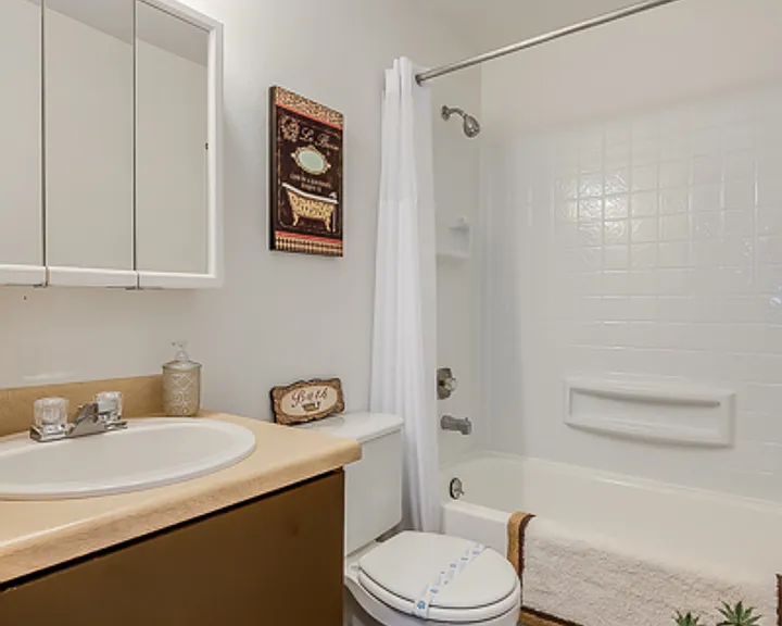 Crystal Springs Apartments — Photo 125