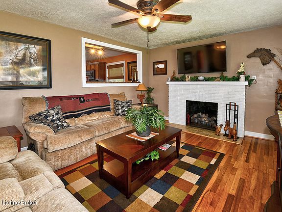 5th image of 4205 Tamm Ct