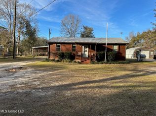 7603 Browns Rd, Moss Point, MS 39562