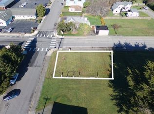 11 Saint SE, Bandon, OR 97411