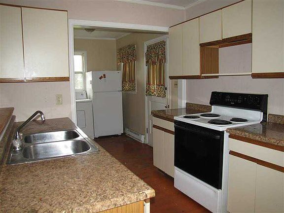 4th image of 4044 Barbee St