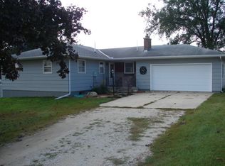 2998 230th St, Charles City, IA 50616