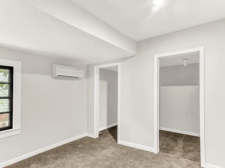 211 Walnut St — Photo 18