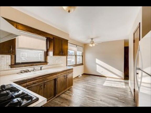 4th image of 10600 S 80th Ct APT 1