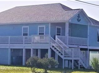 1204 S Church St, Rockport, TX 78382