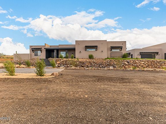 2nd image of 34315 N 5TH Avenue