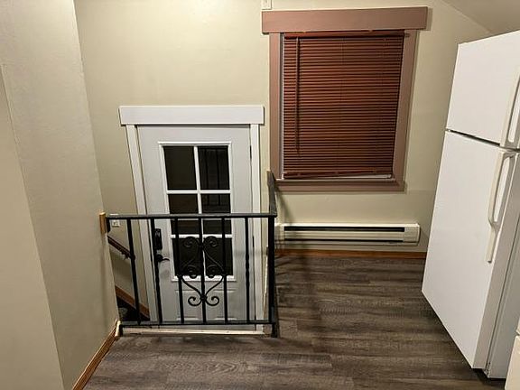 4th image of 1227 6th Ave S #3