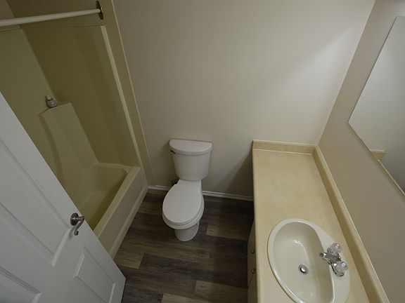3rd image of 10511 19th Ave NW