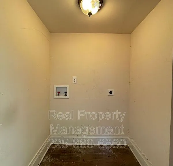 9642 Lewis St — Photo 20