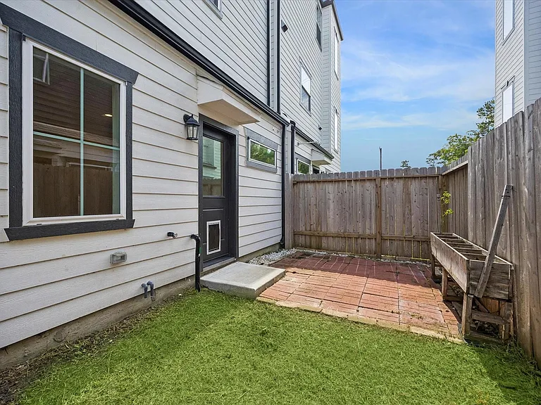 5406 E Wheatley St #E — Photo 17