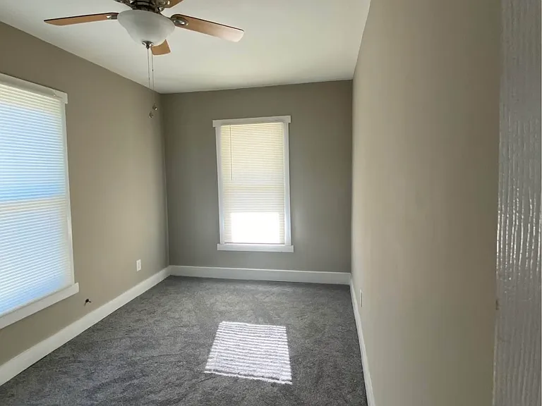 120 Adams St #2 — Photo 13