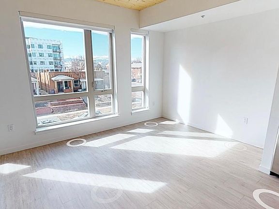 5th image of 3201 W 17th Ave #411
