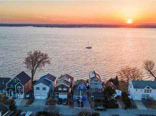 45 White Ave, Riverside, RI 02915