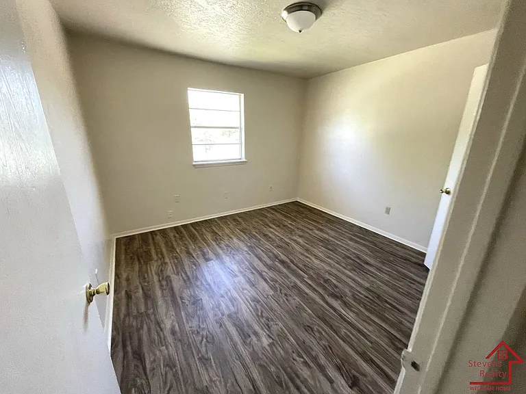 Amber Apartments — Photo 58