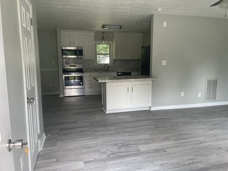 13334 Warwick Springs Dr — Photo 11