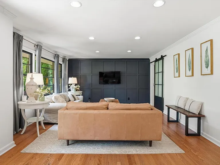 1792 Noble Dr NE — Photo 3