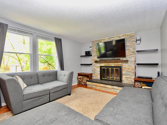 5th image of 8745 John John Ct
