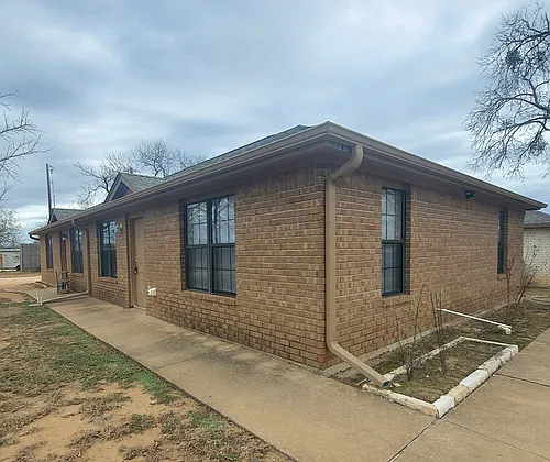 408 Avenue S #B Photo 1