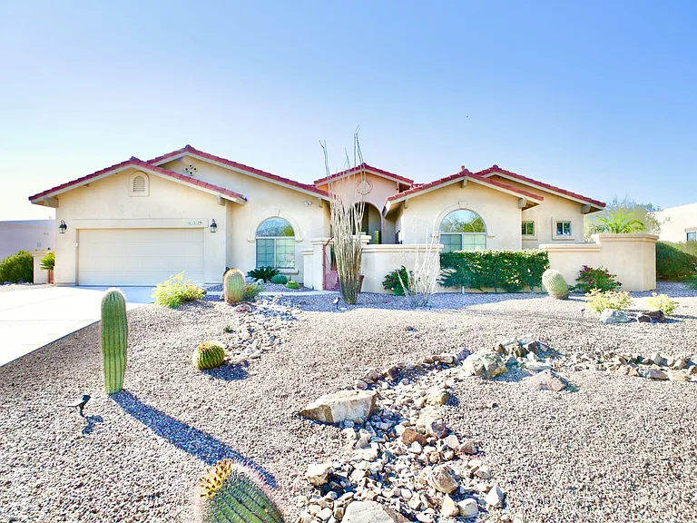 12129 N Tall Grass Dr — Photo 1
