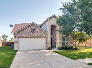 951 Crockett Dr, Lavon, TX 75166