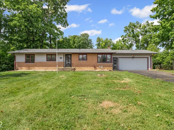 5832 Norcroft Dr, Indianapolis, IN 46221
