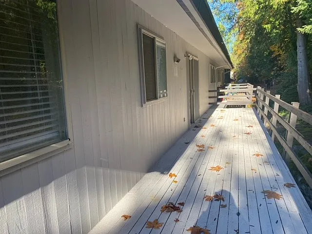 Town Squire Apartments — Photo 14