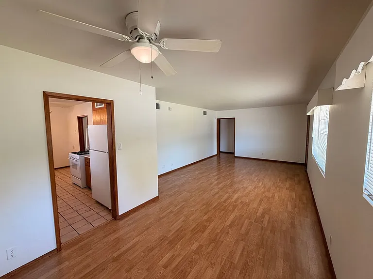 3416 N 43rd Pl — Photo 5