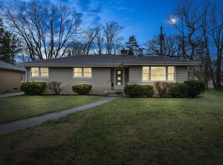 1820 Campeau St, South Bend, IN 46617